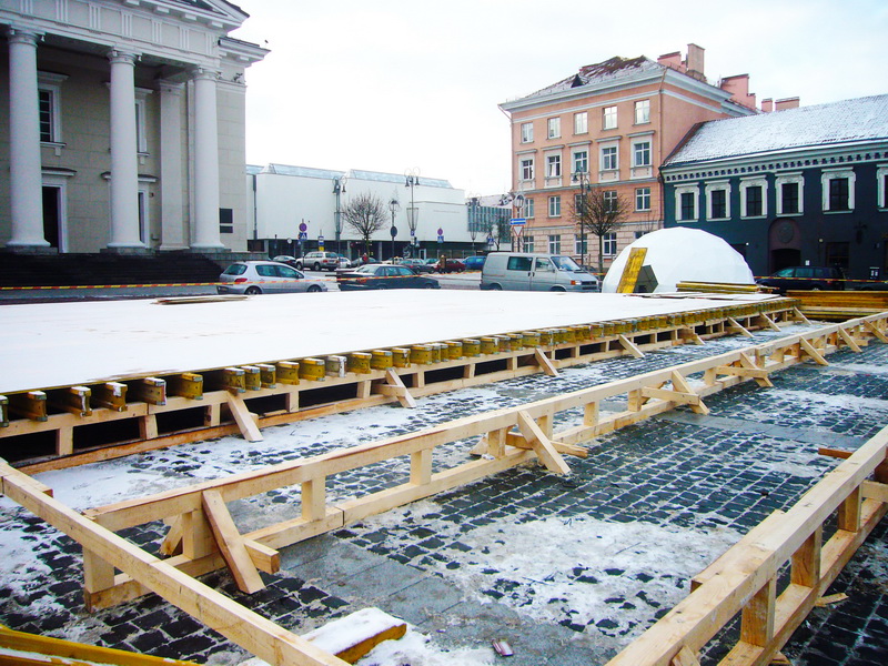 1215m2 Kupolas Čiuožyklai 45x27x10,7m