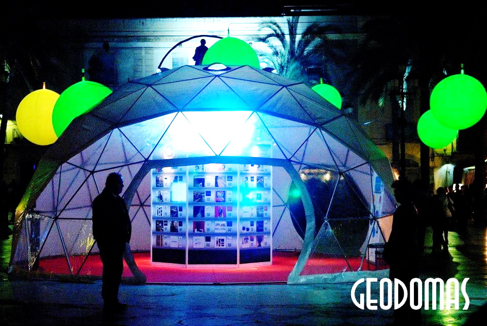 Mobilus Ø8m Kupolas „Viu Comercial Mall“ | Vilanova, Ispanija