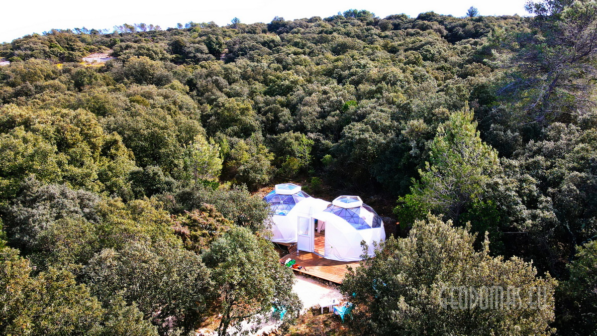 CRYSTAL KAPSULĖ & 28m2 GLAMPING KUPOLAI | Astronarium.Fr