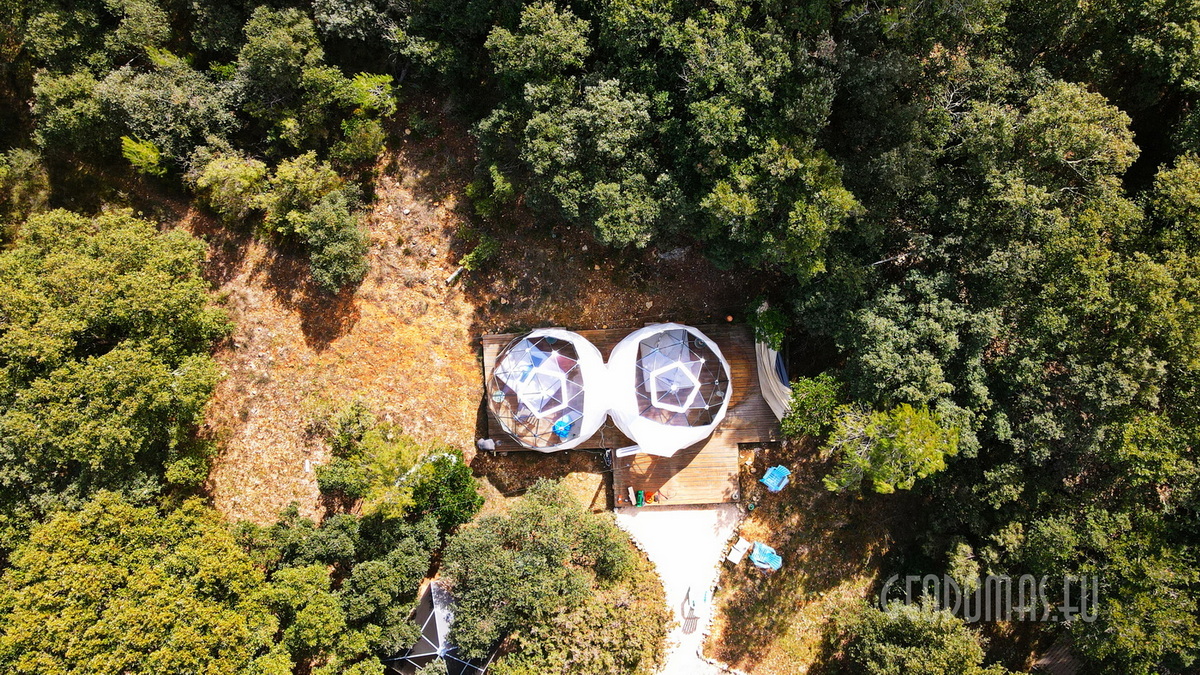 CRYSTAL KAPSULĖ & 28m2 GLAMPING KUPOLAI | Astronarium.Fr